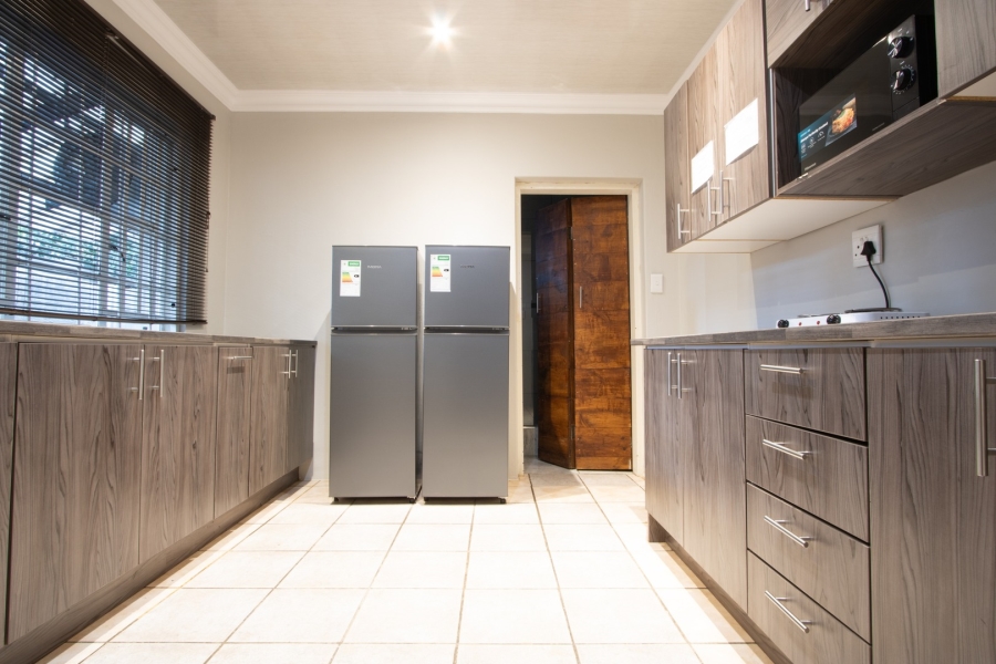 16 Bedroom Property for Sale in Die Bult North West